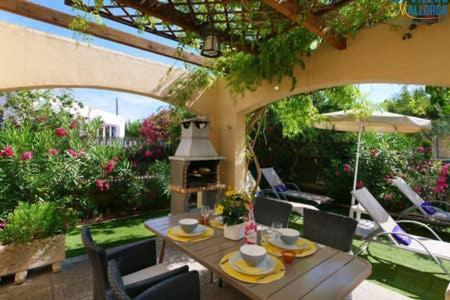 Oleanda Holiday home *