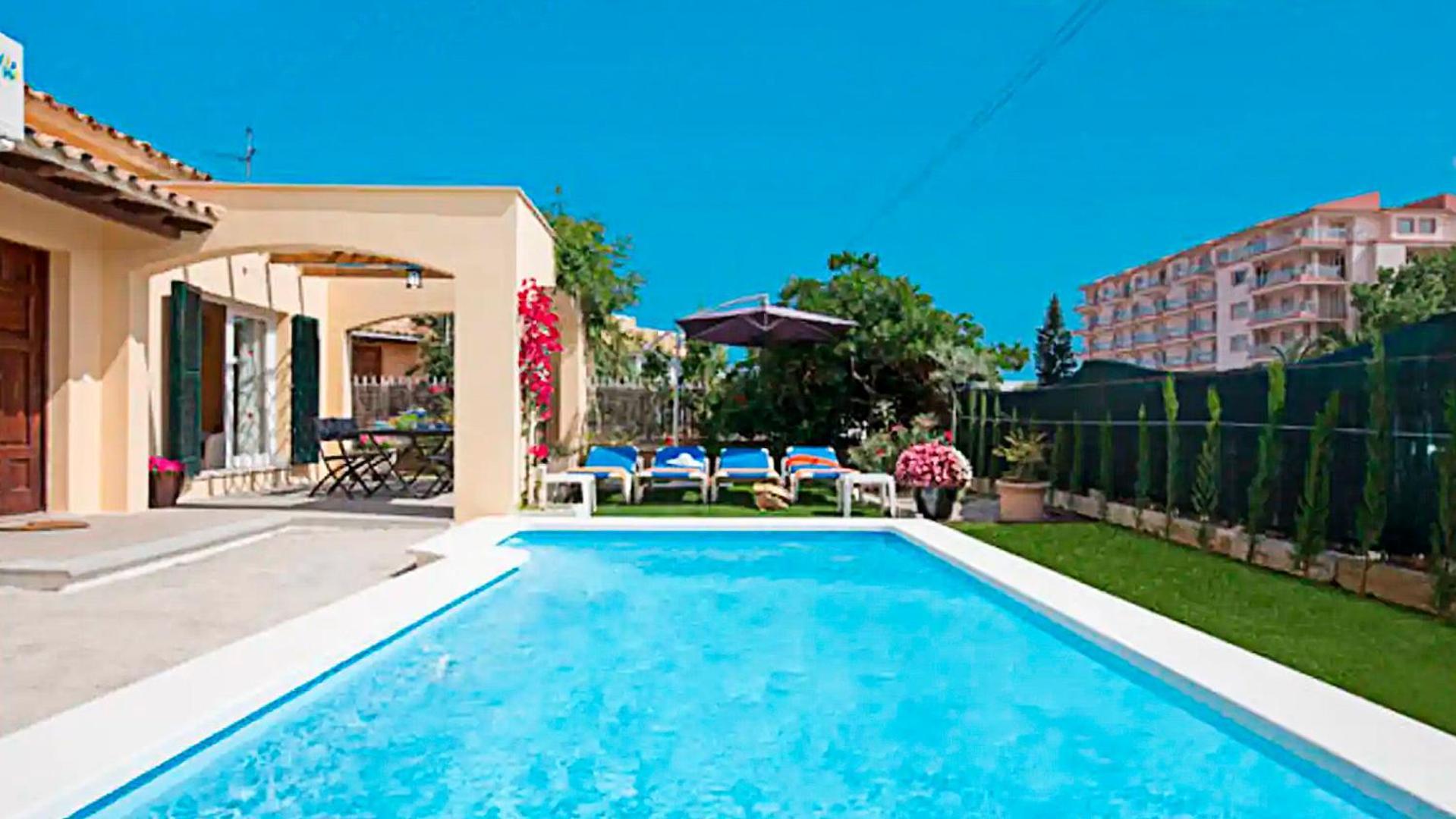 Holiday home Oleanda